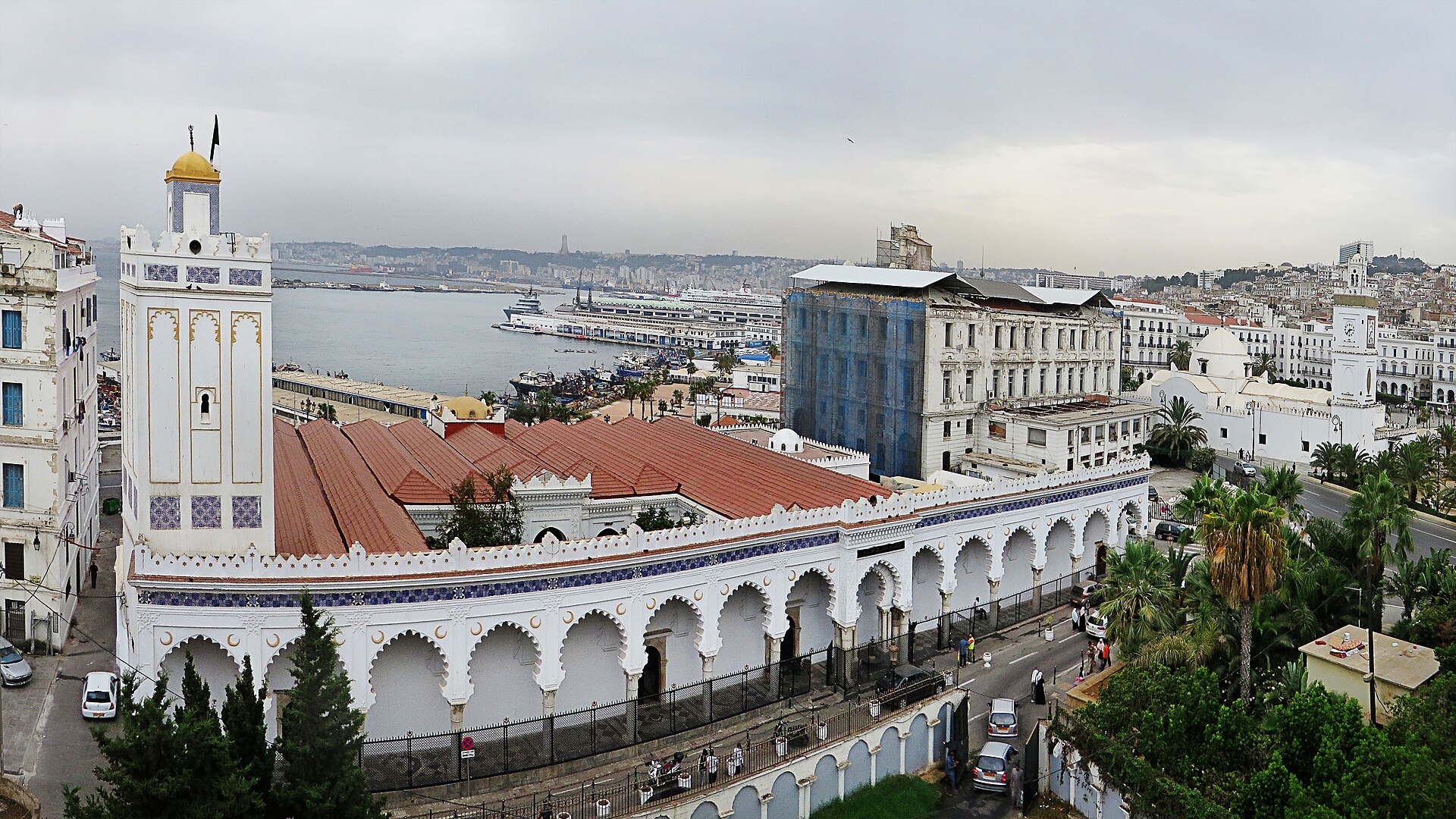 Waqf in Algier: die Große Moschee Djamaa El Kebir und die Neue Moschee